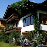 Charming Alpine Country House Near Zell Am See Hébergement de vacances Maishofen