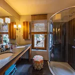 Charming Alpine Country House Near Zell Am See Hébergement de vacances